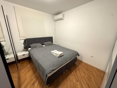 Thumbnail 4782858 - 9