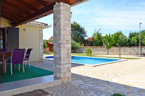 Thumbnail 4782859 - 7