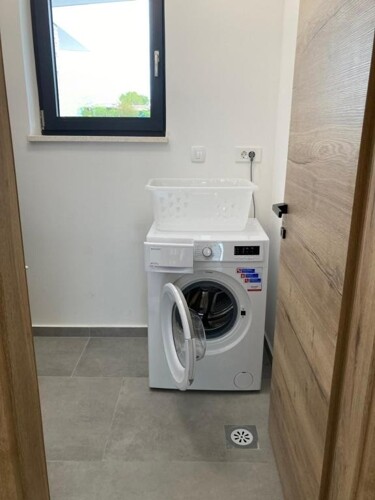 Thumbnail 4782860 - 17