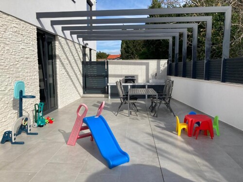 Thumbnail 4782860 - 10