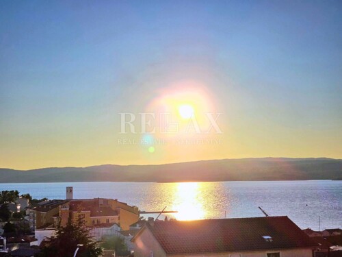 Selce - sunčan stan, 3s/db, parking