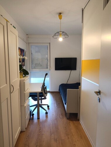 Thumbnail 4782865 - 7