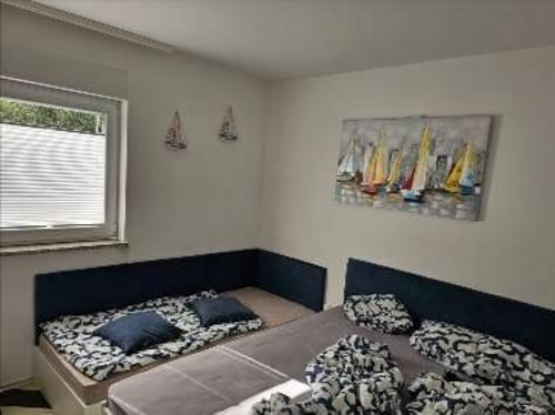 Thumbnail 4782866 - 7