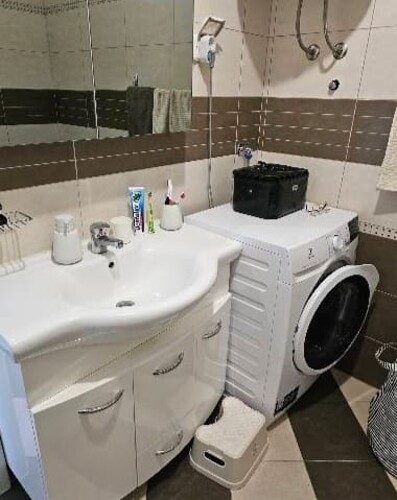 Thumbnail 4782866 - 9