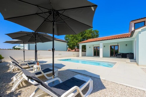 Thumbnail 4782871 - 4