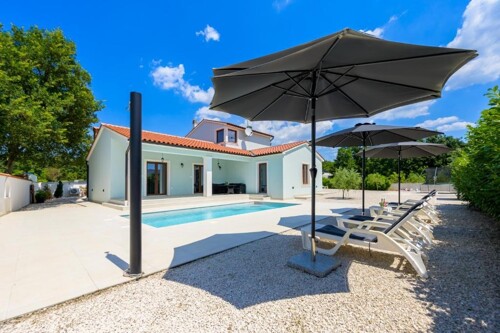 MODERNA NOVOGRADNJA, SVETVINČENAT!