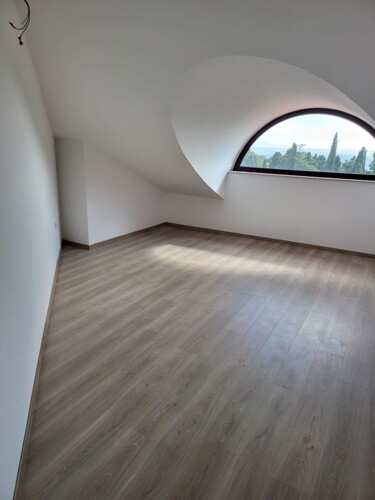 Thumbnail 4782873 - 13