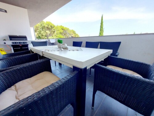 Thumbnail 4782877 - 16