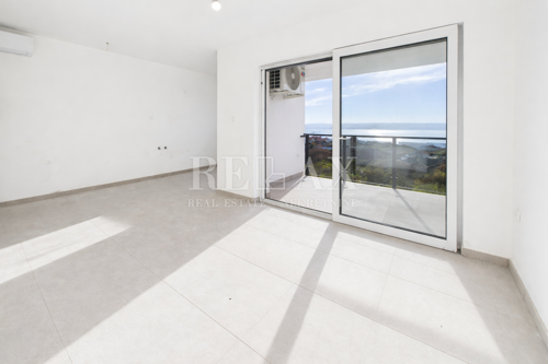 Povile - dvosoban stan s pogledom na more, novogradnja