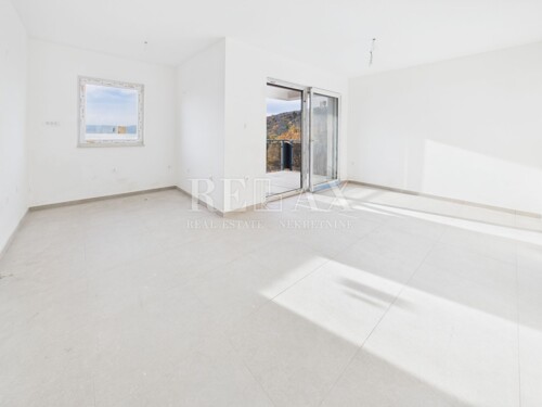 Povile - dvosoban stan s pogledom na more, novogradnja