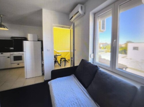 Thumbnail 4782881 - 3