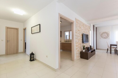 Thumbnail 4782882 - 8