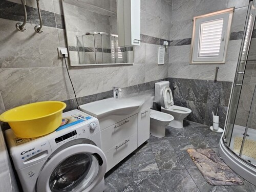 Thumbnail 4782889 - 9