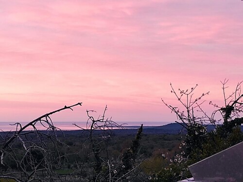 RENOVIRANA KUĆA S POGLEDOM NA MORE!VALTURA