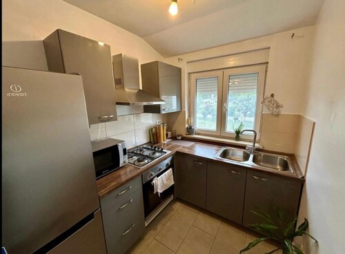 Thumbnail 4782893 - 8