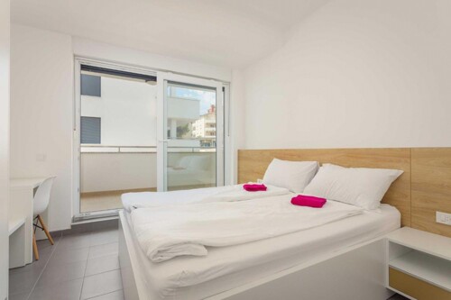 Thumbnail 4782897 - 5