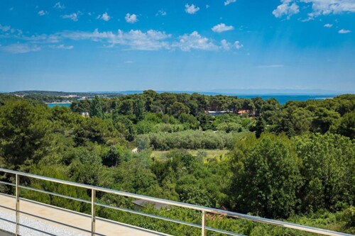 Thumbnail 4782897 - 11