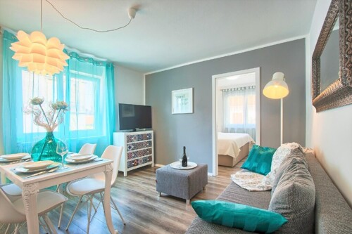 ODLIČAN DVOSOBNI STAN U BLIZINI PULSKE ARENE !PRILIKA