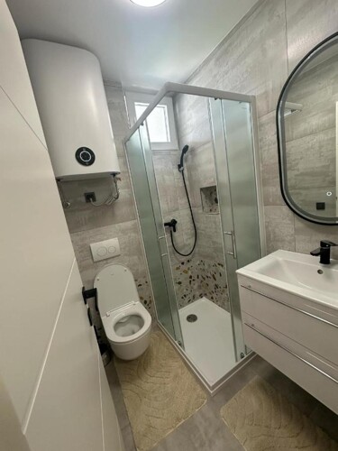 Thumbnail 4782918 - 4