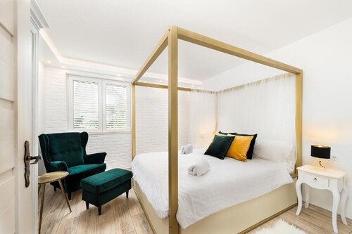 Thumbnail 4782919 - 7