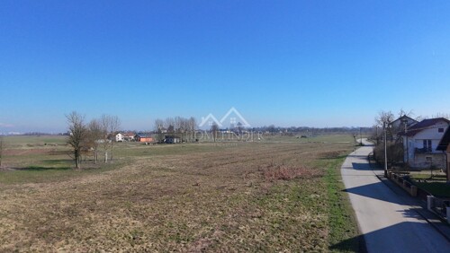 Građevinsko zemljište, 8575 m², Demerje, 180 €/m²