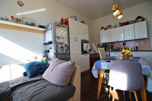 Rijeka - stan u centru grada, pogled na more