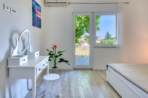 Thumbnail 4782929 - 11