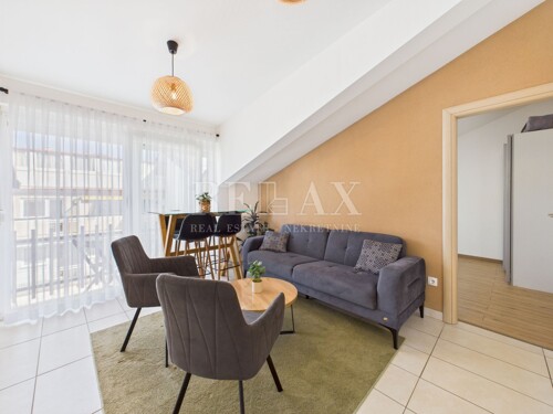 Crikvenica - stan u 1. redu do mora, 2 spavaće sobe