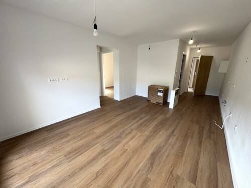 Thumbnail 4782935 - 6