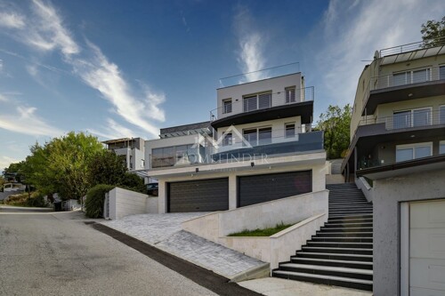 Stan (215m2), Šestinski vrh