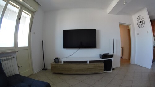 DVOSOBNI STAN U MIRNOM KVARTU,PULA!