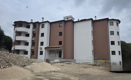 LUKSUZNI STAN U BLIZINI CENTRA,PULA STAN 2-4