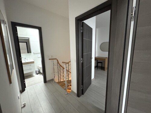 EKSKLUZIVNI STAN U BLIZINI PLAŽE, PJEŠČANA UVALA