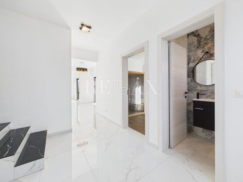 Otok Krk, Kornić - luksuzna vila na fantastičnoj lokaciji