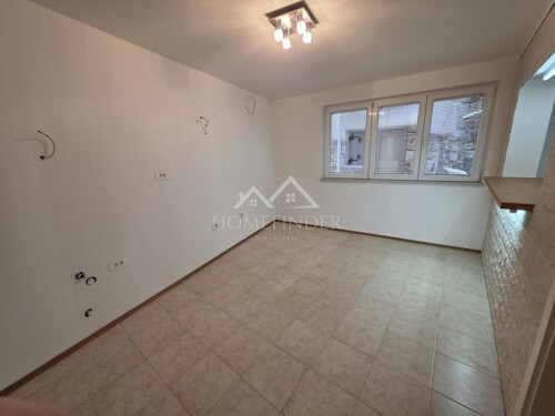 Kuća u nizu, Kaštel Stari, 100 m2