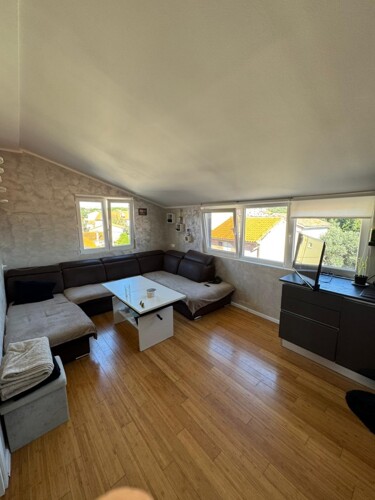 DVOETAŽNI STAN U BLIZINI MORA.PRILIKA!