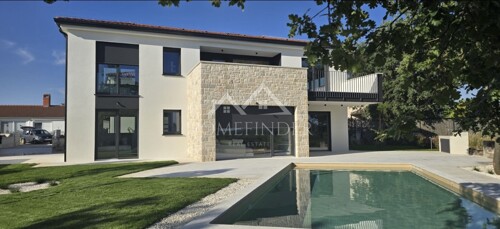 Moderna villa s bazenom, 180m2, Stranići kod Lovreča, NOVOGR