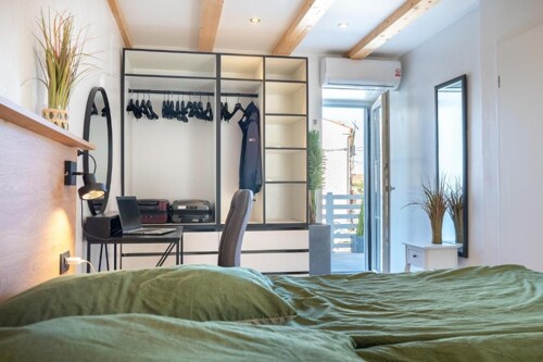 Thumbnail 4782975 - 16