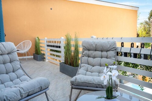 Thumbnail 4782975 - 7