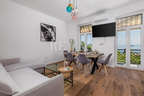 Opatija - adaptiran stan, 200 m od mora