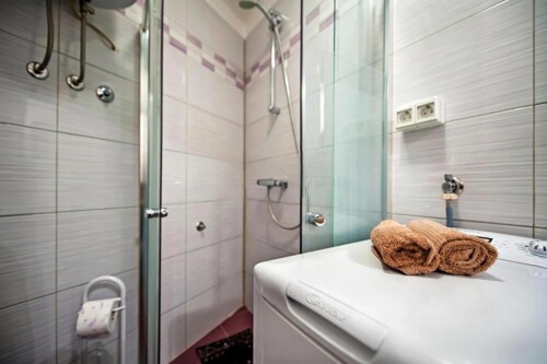 Thumbnail 4782977 - 7