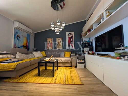 Novi Vinodolski - stan u centru s pogledom na more