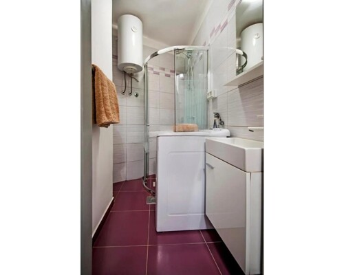 Thumbnail 4782977 - 9