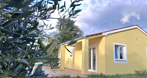 PRIZEMNICA S BAZENOM U MIRNOM MJESTU NEDALEKO SVETVINČENTA