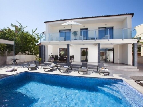 Thumbnail 4782984 - 6