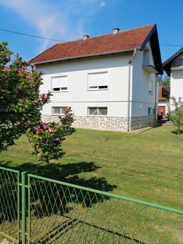 Kuća, 197m2, Ivanić Grad, (Caginec)