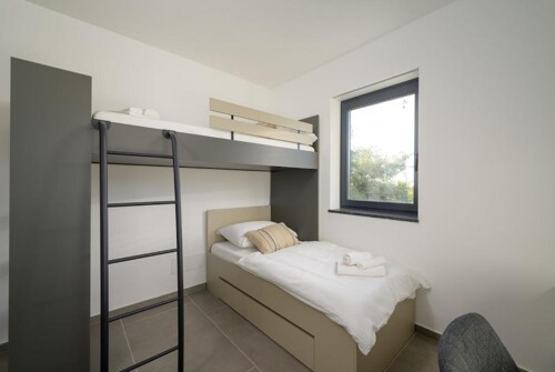 Thumbnail 4783000 - 12