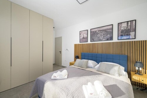 Thumbnail 4783000 - 25