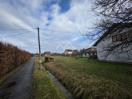 Građevinsko zemljište, 2059m2, Novoselec (Križ)