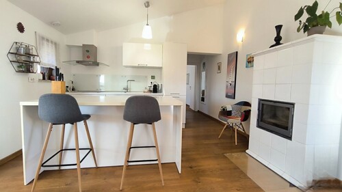 Thumbnail 4783011 - 4